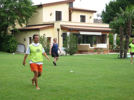 Fussball 016.jpg   32kb   26.03.2021 22:31:11
